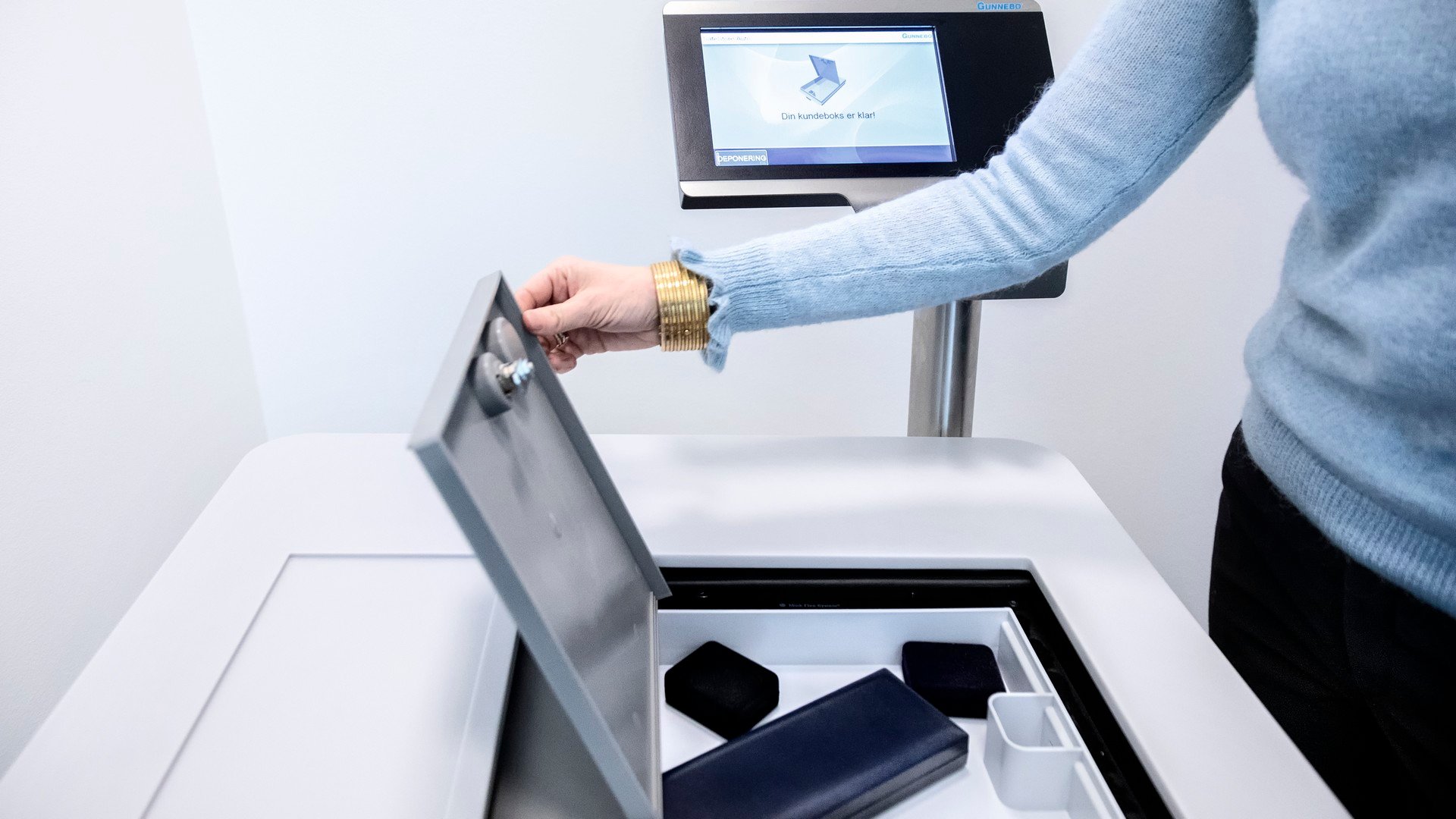 Secure storage solutions for precious metals